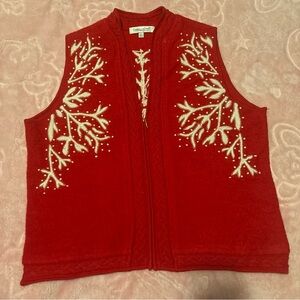 Vintage women’s Coldwater creekRed Vest with White Embroidery